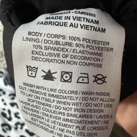 Nike One Swoosh HBR Mid-Rise Brief-Lined Shorts - Women's xs - Picture 4 of 4